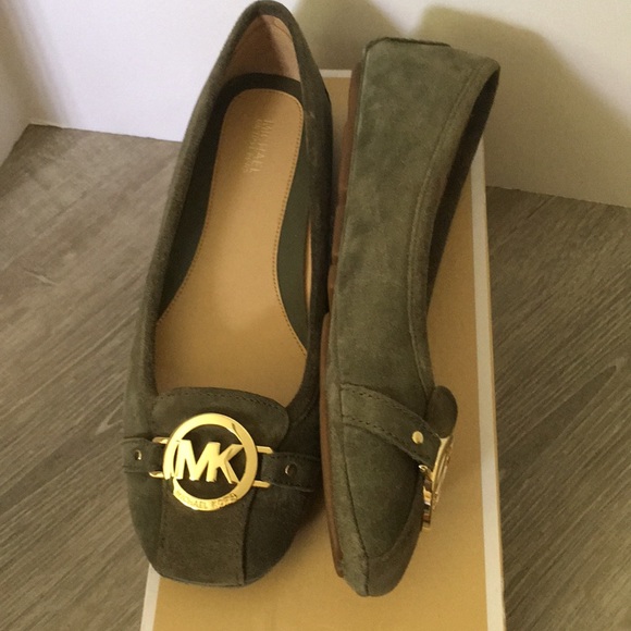 Authentic MICHAEL KORS Fulton Moc - Picture 2 of 3